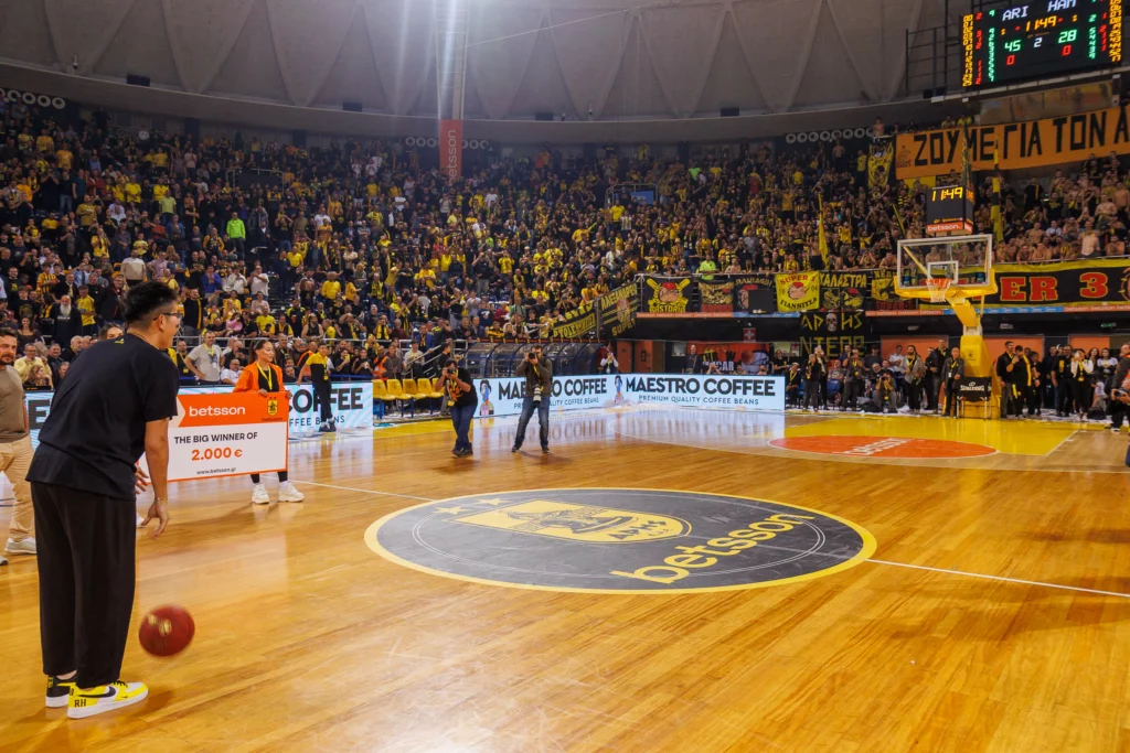 Η Betsson απογείωσε την πρεμιέρα του Αυτοκράτορα – Ο Richard Hsiao στο πλευρό του κόσμου και της ομάδας 2 n3 1